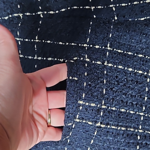 ❄C. Luce Tweed Black & Metallic Shorts - Picture 9 of 10